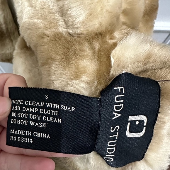 Fuda Studio size S Faux-Fur Vest (reversible) - Picture 7 of 7